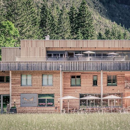 Boutique Hotel Lechzeit Elmen Exteriör bild