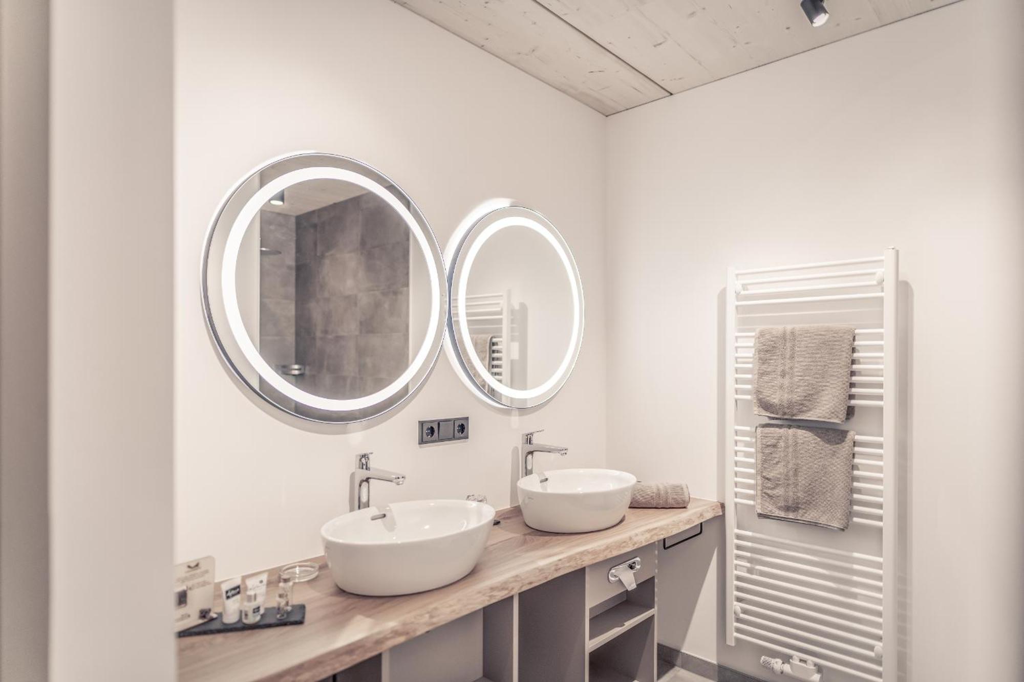 Boutique Hotel Lechzeit Elmen Exteriör bild
