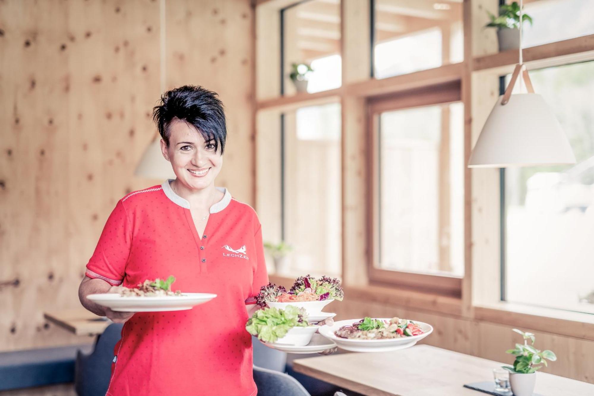 Boutique Hotel Lechzeit Elmen Exteriör bild