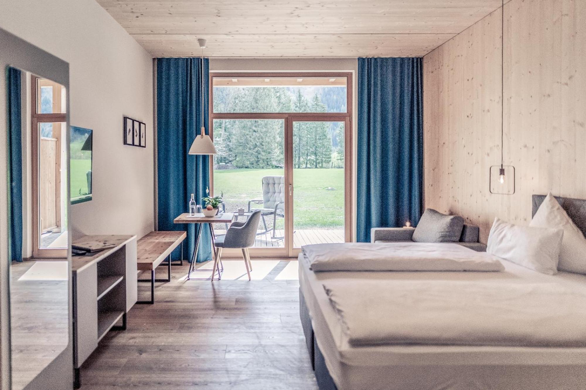 Boutique Hotel Lechzeit Elmen Exteriör bild